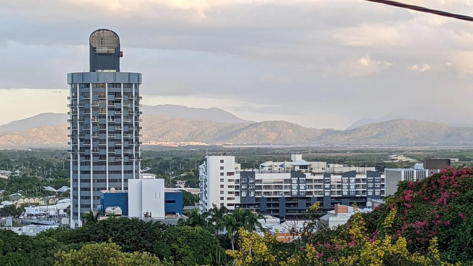 Classic Queenslander Suite Townsville